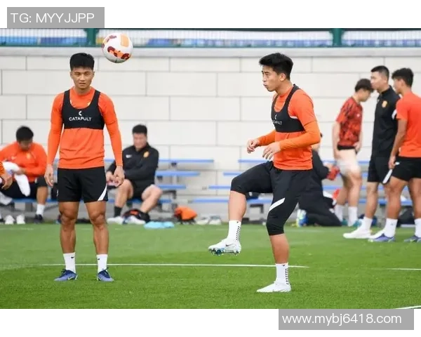 南京网球队在亚运会上的团队协作表现值得赞赏与反思